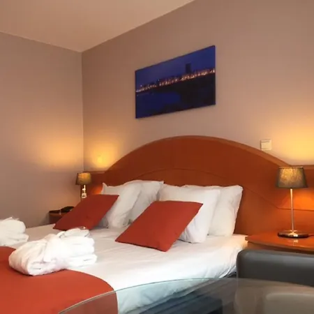 Hotel Acces